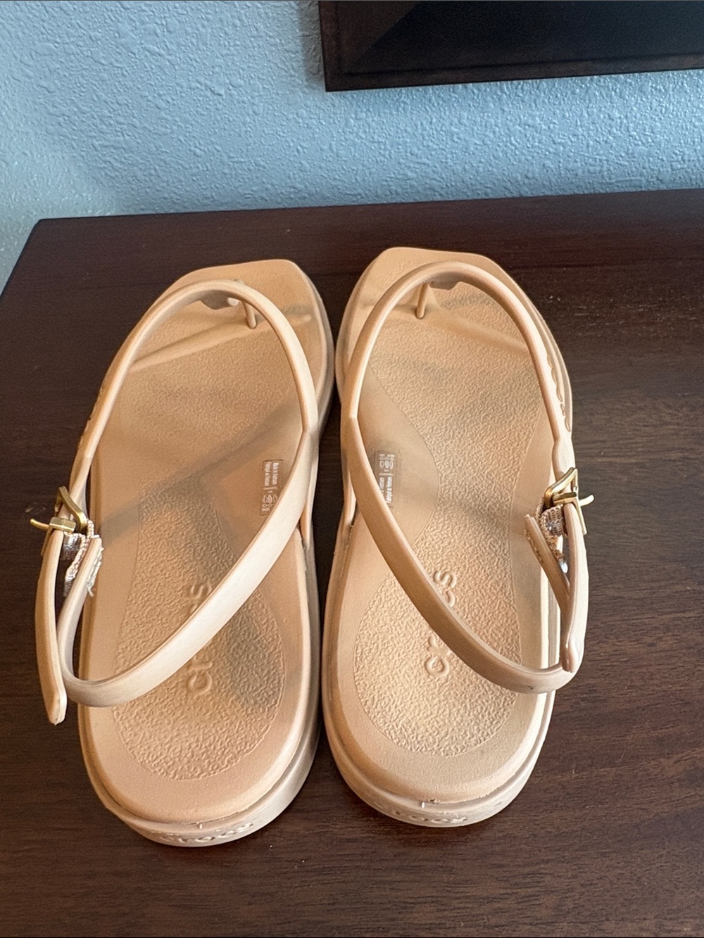 Crocs Women's Miami Thong Sandal - Picture 4 of 12